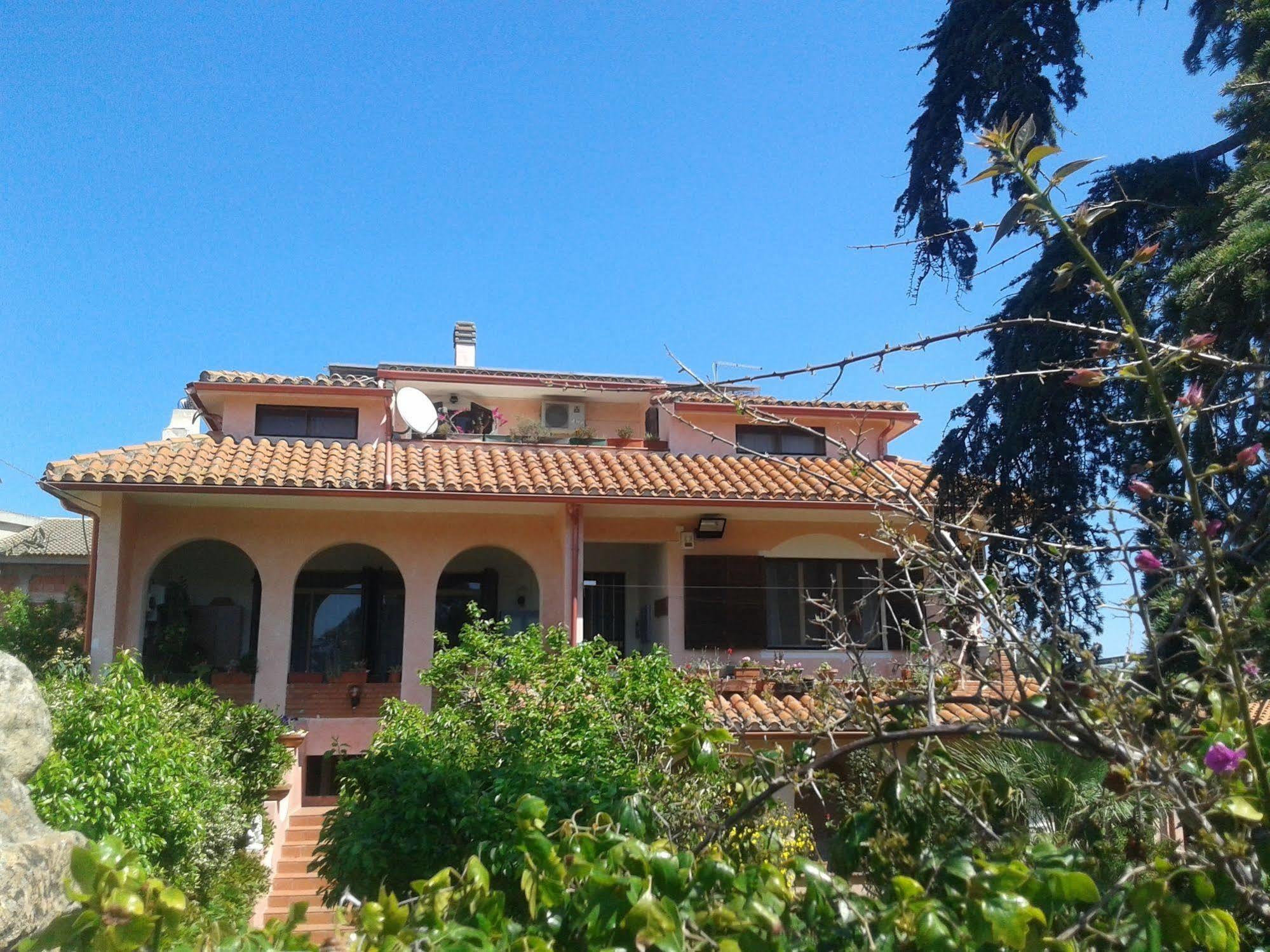 Villa Corrias Siliqua Bagian luar foto