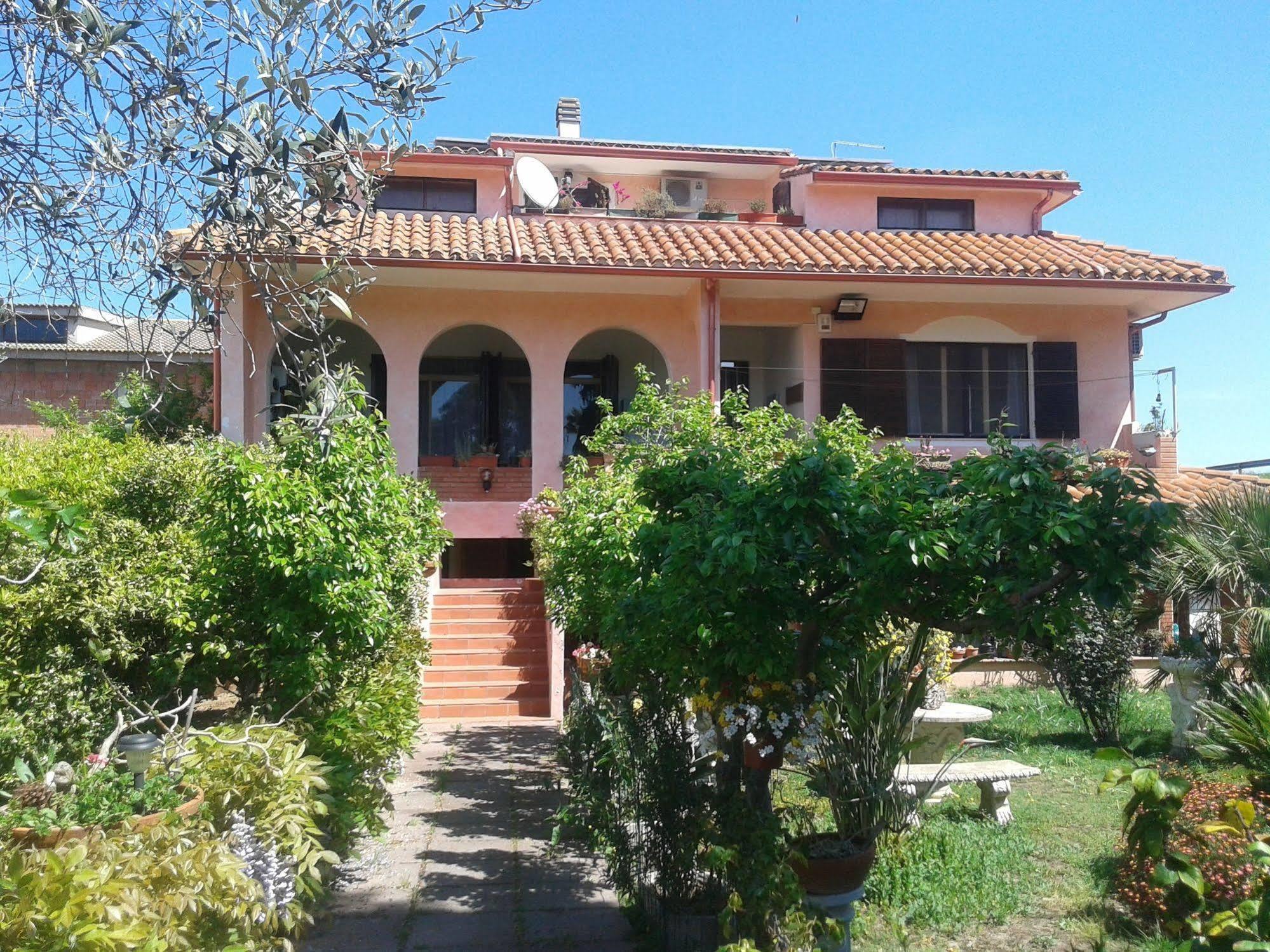 Villa Corrias Siliqua Bagian luar foto