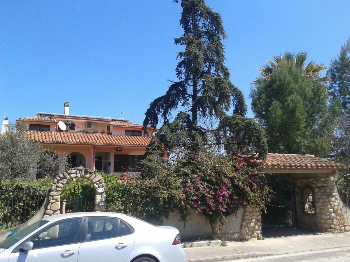 Villa Corrias Siliqua Bagian luar foto